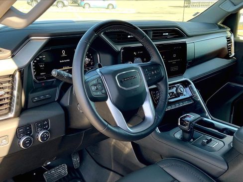 Used 2024 GMC Sierra 1500 Denali image 12