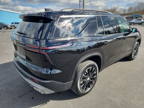 New 2026 Chevrolet Traverse LT w/ Sun and Wheel Package image 8