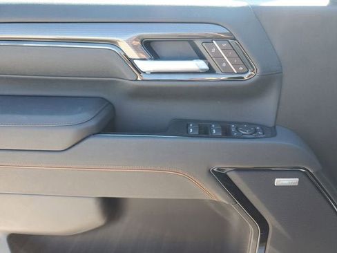New 2026 GMC Sierra 2500 AT4 w/ AT4 Premium Plus Package AWD/4WD image 18
