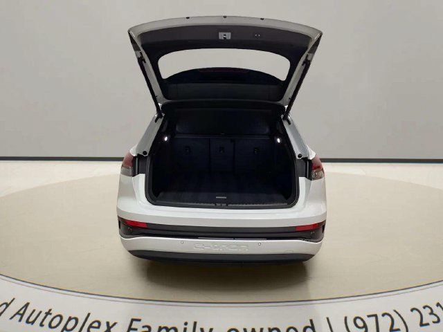 Used 2024 Audi Q4 e-tron Premium Plus w/ Premium Plus AWD/4WD image 89