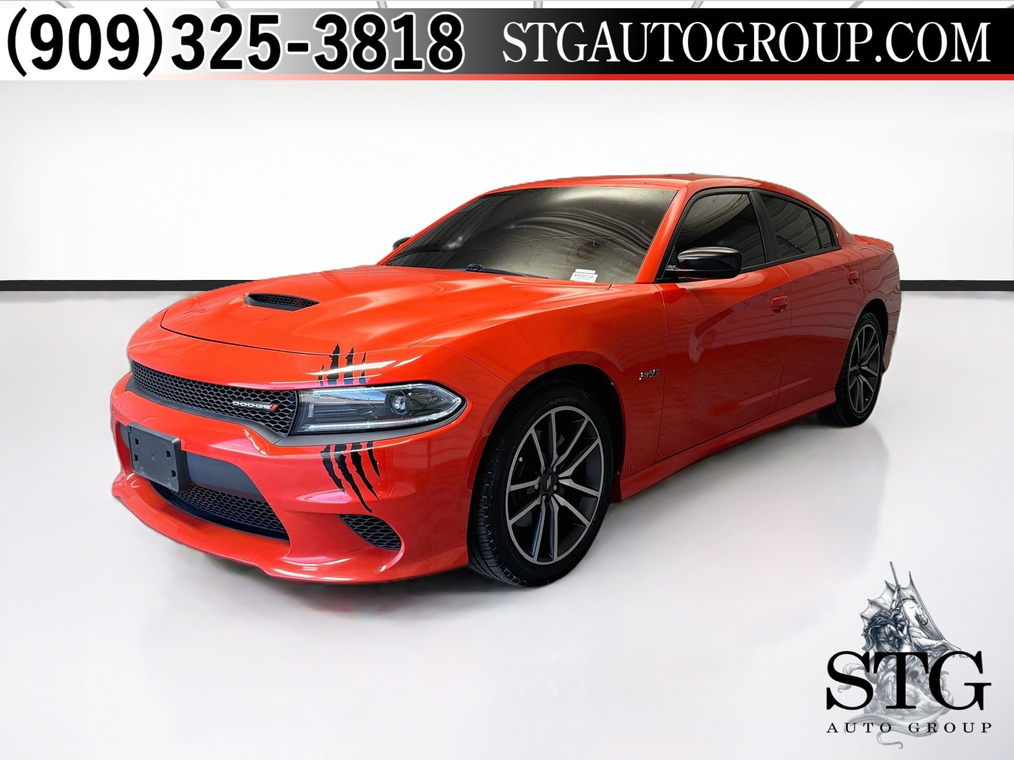 Used 2023 Dodge Charger R/T RWD image 1