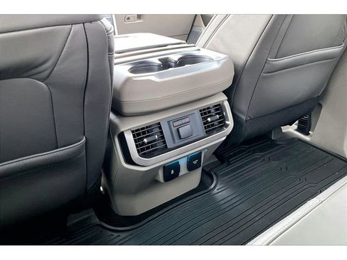 Used 2024 Ford F150 Platinum w/ Equipment Group 703A Plus AWD/4WD image 35