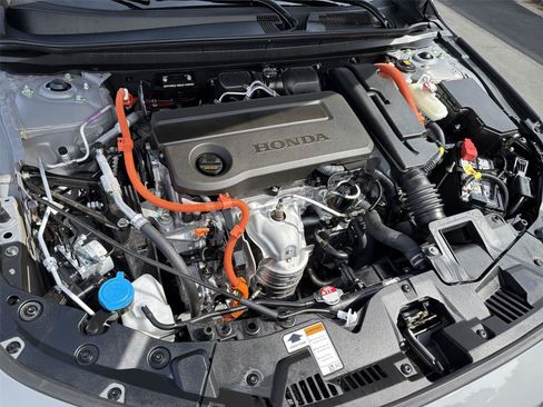 Used 2025 Honda Accord Touring image 10
