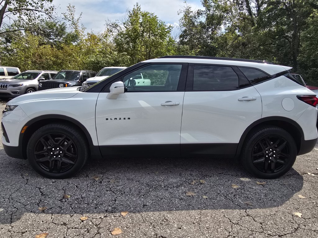 Used 2022 Chevrolet Blazer LT AWD/4WD image 4