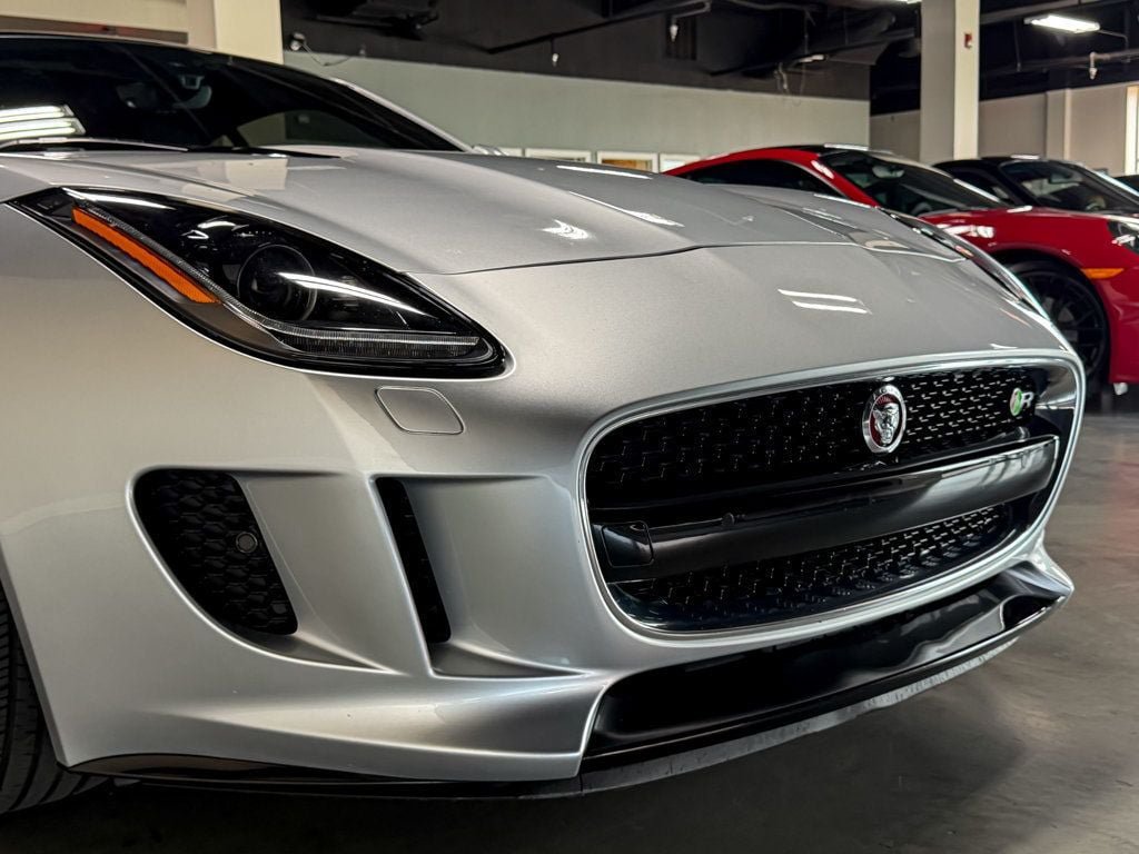 Used 2015 Jaguar F-TYPE R RWD image 56