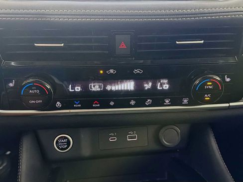 Used 2023 Nissan Rogue SL w/ SL Premium Package AWD/4WD image 14