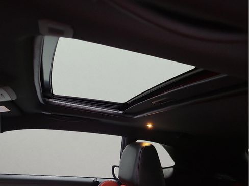 Used 2021 Dodge Challenger R/T Scat Pack image 9