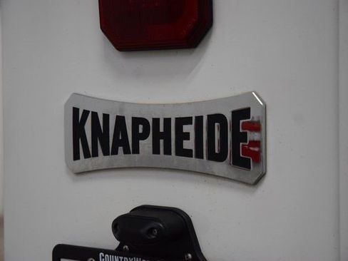 Used 2024 GMC Sierra 3500 Pro w/ Convenience Package image 15