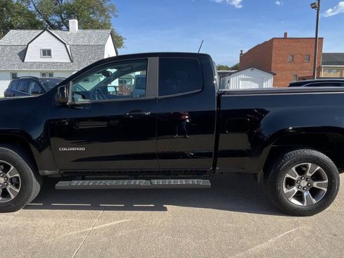 Used 2018 Chevrolet Colorado Z71 AWD/4WD image 13