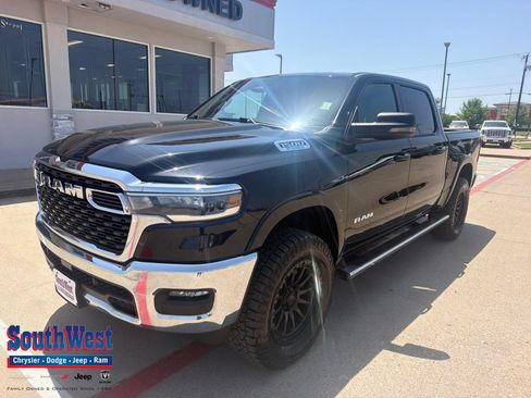 Used 2025 RAM 1500 Lone Star AWD/4WD image 1