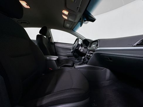 Used 2020 Hyundai Elantra SE w/ Cargo Package (C1) FWD image 29
