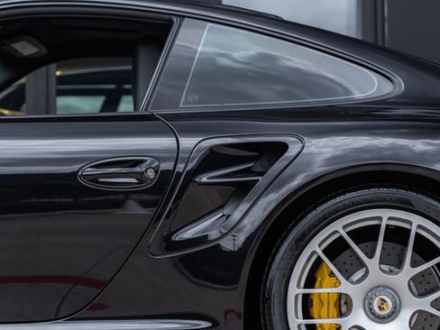 Used 2011 Porsche 911 Turbo S AWD/4WD image 20