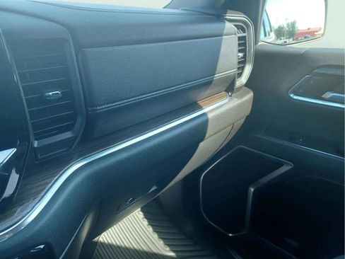 Used 2024 GMC Sierra 1500 Elevation AWD/4WD image 22