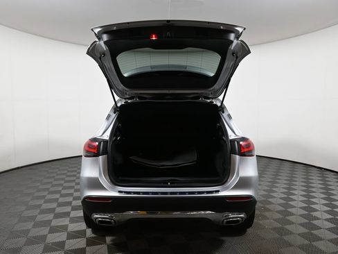 Certified 2022 Mercedes-Benz GLA 250 4MATIC image 34