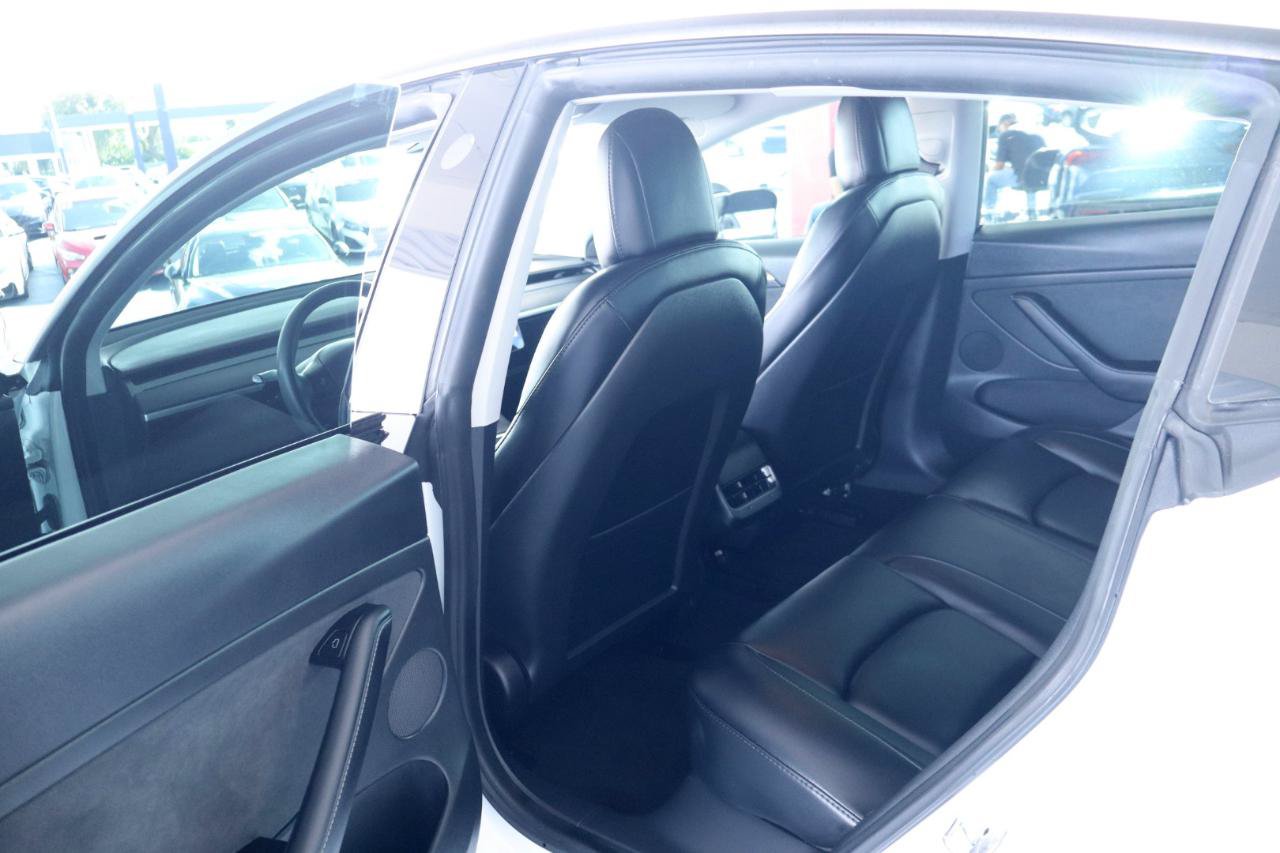 Used 2021 Tesla Model 3 Standard Range Plus RWD image 29