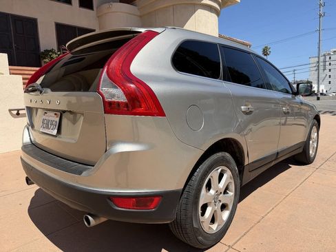 Used 2013 Volvo XC60 3.2 FWD image 3