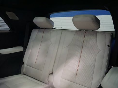 New 2026 Cadillac Vistiq Luxury w/ LPO, Floor Liner Package image 22