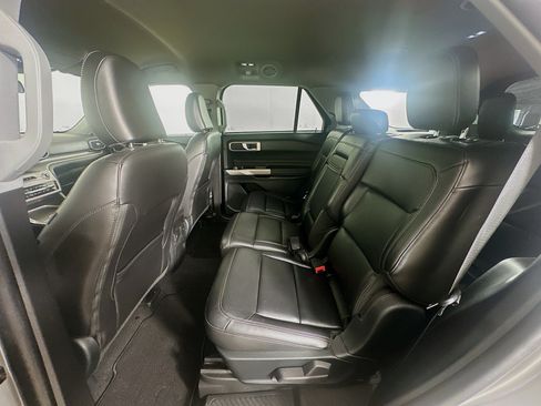 Used 2023 Ford Explorer XLT w/ Equipment Group 202A AWD/4WD image 26