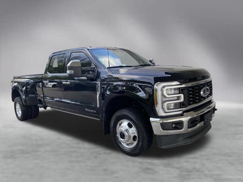 Used 2025 Ford F350 Lariat w/ Lariat Ultimate Package AWD/4WD image 3