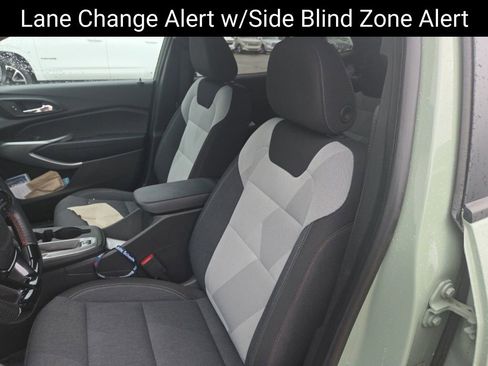 Used 2024 Chevrolet Trax RS w/ Driver Confidence Package FWD image 12