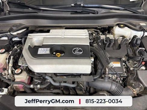 Used 2019 Lexus UX 250h F Sport w/ F Sport Premium Package AWD/4WD image 30