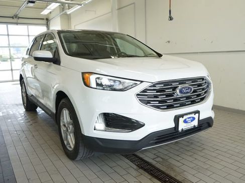 Certified 2022 Ford Edge SEL w/ Convenience Package AWD/4WD image 16