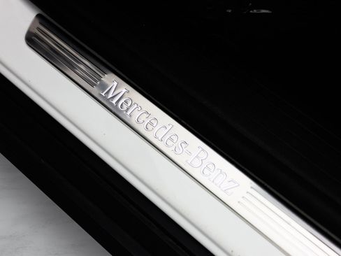 Used 2021 Mercedes-Benz GLS 450 4MATIC image 43