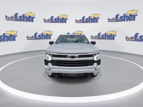 Used 2024 Chevrolet Silverado 1500 RST w/ Z71 Off-Road Package AWD/4WD image 4
