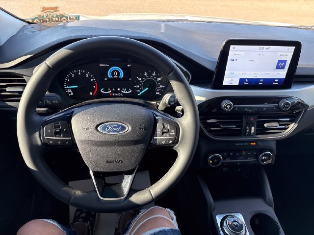 Used 2021 Ford Escape SE w/ Cold Weather Package AWD/4WD image 10