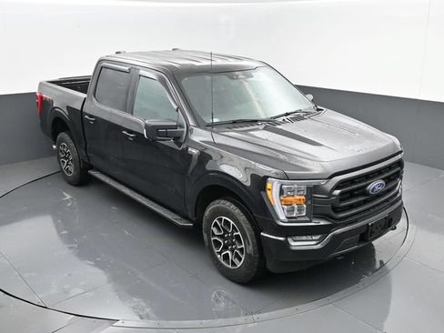Used 2022 Ford F150 XLT w/ Equipment Group 302A High AWD/4WD image 19
