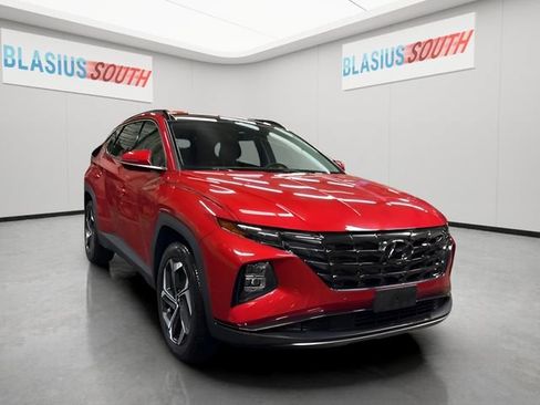Used 2023 Hyundai Tucson Limited AWD/4WD image 1