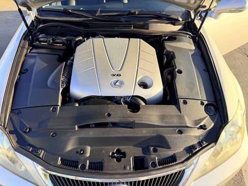 Used 2010 Lexus IS 350C image 26