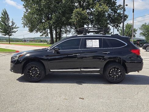 Used 2018 Subaru Outback 3.6R Touring AWD/4WD image 4