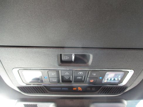 Used 2023 Ford F150 Lariat w/ Equipment Group 502A High image 43