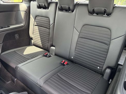 Used 2026 Nissan Pathfinder Rock Creek w/ Rock Creek Premium Package AWD/4WD image 19