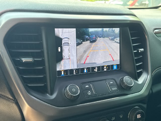 Used 2023 GMC Acadia AT4 w/ Technology Package AWD/4WD image 22