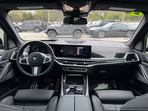 Used 2024 BMW X5 sDrive40i w/ M Sport Package image 35