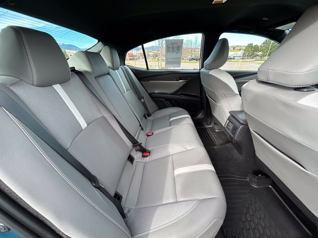 Used 2026 Toyota Camry SE AWD/4WD image 29