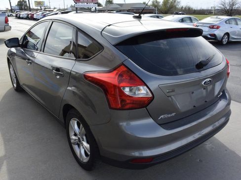 Used 2014 Ford Focus SE image 3