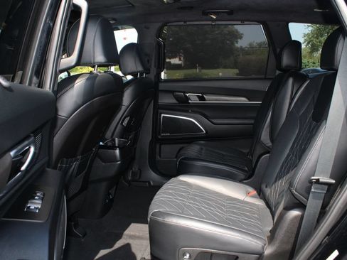 Used 2023 Kia Telluride SX Prestige X-Pro AWD/4WD image 14