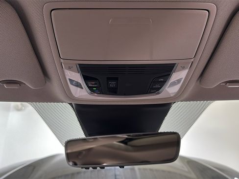 Used 2021 Acura TLX w/ Advance Package image 11