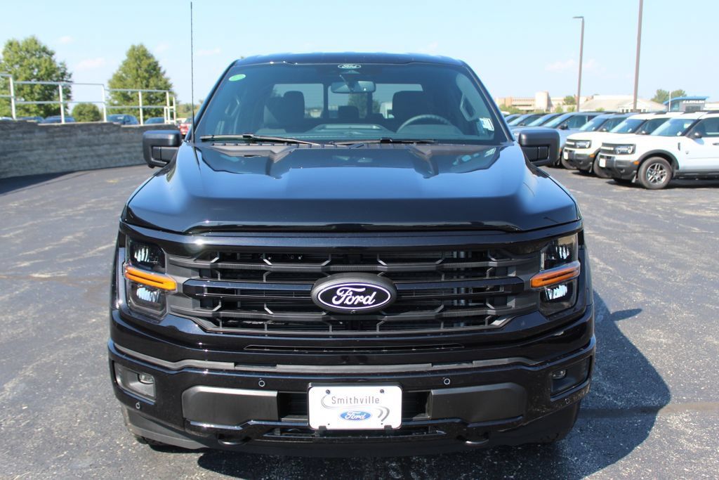 New 2026 Ford F150 XLT w/ Equipment Group 302A MID AWD/4WD image 8