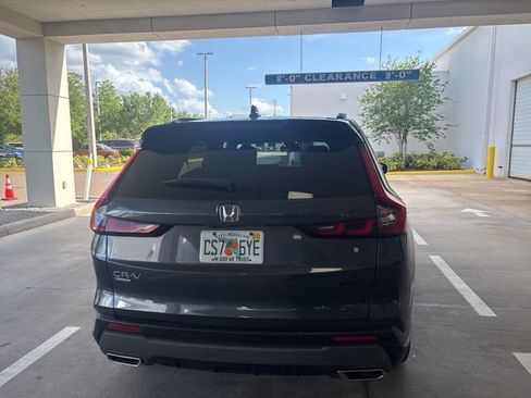 Used 2023 Honda CR-V Sport image 17