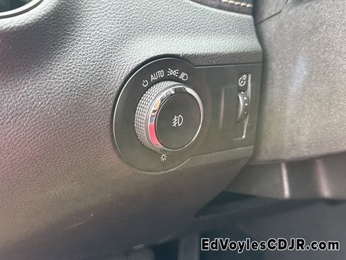 Used 2013 Chevrolet Camaro LT image 30