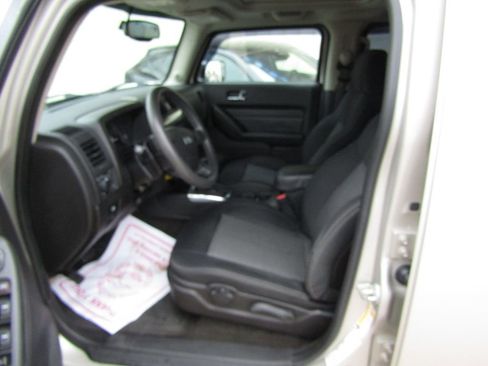 Used 2007 HUMMER H3 w/ Chrome Appearance Package AWD/4WD image 15