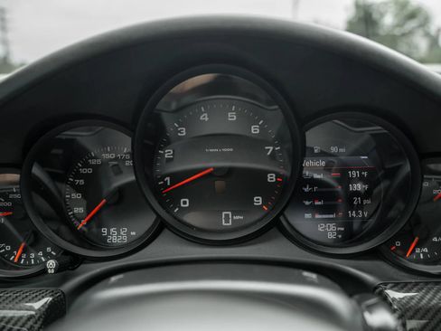 Used 2013 Porsche 911 Carrera 4 AWD/4WD image 19