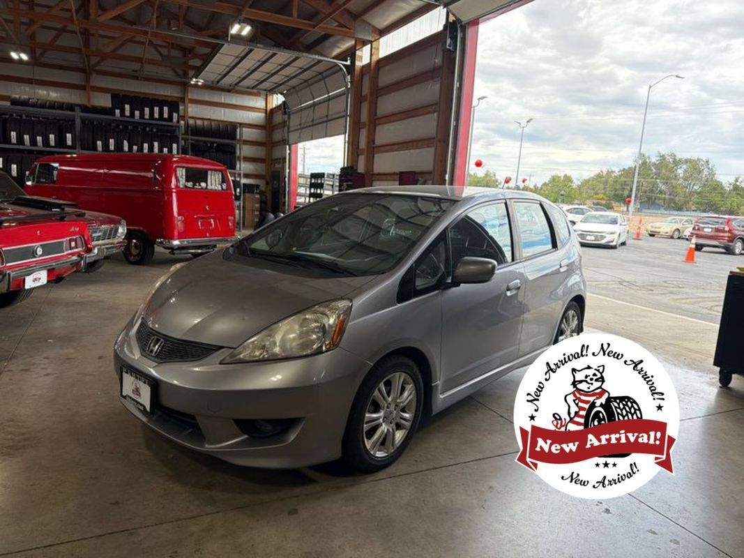 Used 2009 Honda Fit Sport image 1