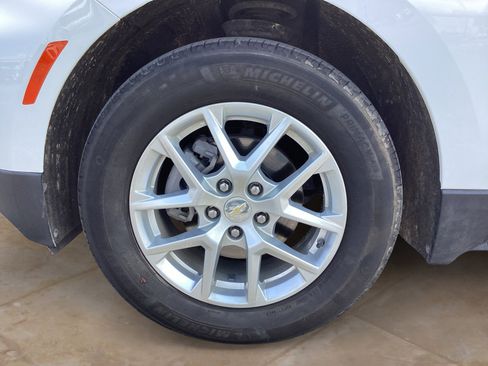 Used 2024 Chevrolet Equinox LS w/ Driver Confidence II Package FWD image 31