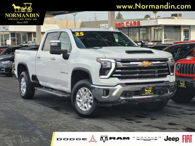 Used 2025 Chevrolet Silverado 2500 LTZ AWD/4WD image 1