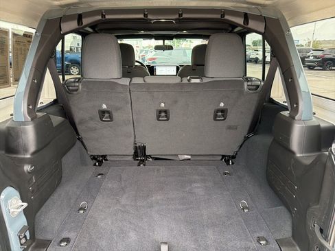 Used 2025 Jeep Wrangler Unlimited Sport AWD/4WD image 11